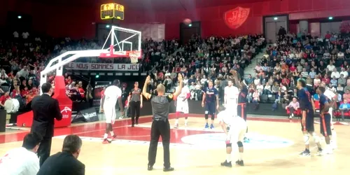 Basket : Roanne et Saint-Chamond battus logiquement