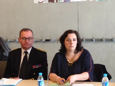 La ministre du logement Emmanuelle Cosse en visite à Saint-Etienne