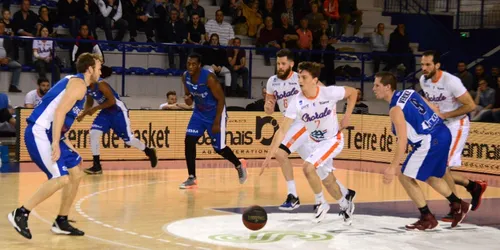 Basket : la Chorale souffle le show, coup de froid sur Saint-Chamond