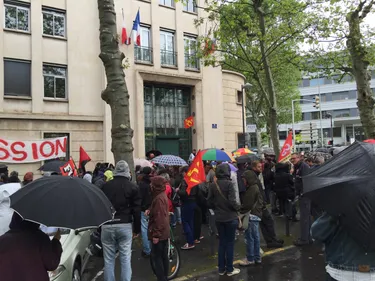 Témoignage des parents d'un des 4 jeunes jugés à Saint-Etienne pour...