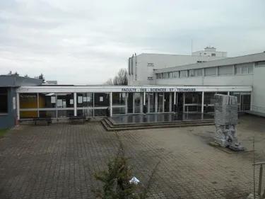 Le coût de la rentrée universitaire est de plus de 3000 euros selon...