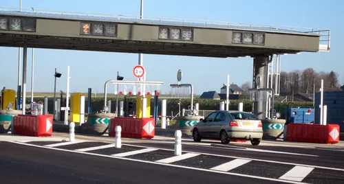 L'opération "péage gratuit" à la barrière de Veauchette est terminée