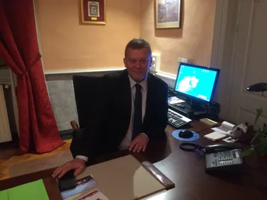 Affaire Fillon : ses soutiens dans la Loire croient à un "coup...