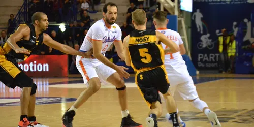 Basket : la Chorale garde le rythme