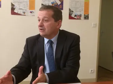 Primaire du PS : Maurice Vincent soutient Manuel Valls...