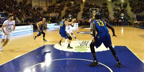 Basket : Roanne et Saint-Chamond enchainent