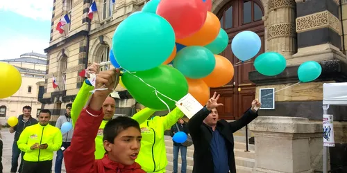 Quel est ce défi caritatif qui traverse la Loire ?