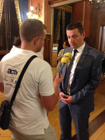 Saint-Etienne : le maire LR Gaël Perdriau soutient à demi-mots les...