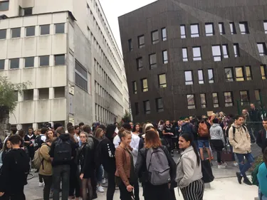 Saint-Etienne : déjà une grève au lycée Honoré d'Urfé