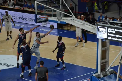 Basket : la Chorale prolonge son invincibilité