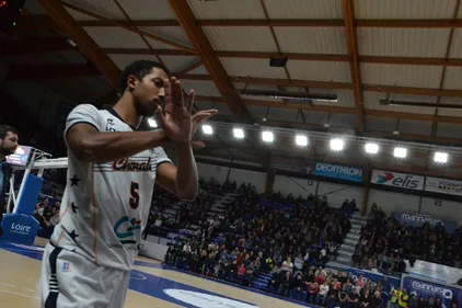 Basket : Roanne et Saint-Chamond restent au top