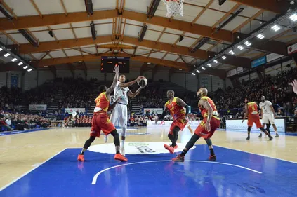 Basket : la Chorale s'arrache pour gagner le derby