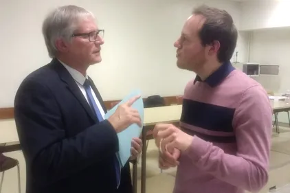 L'avenir des piscines du Roannais continue de faire débat