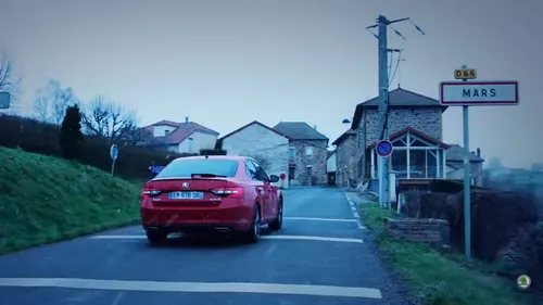 Roannais : Mars au cœur de la bataille entre Tesla et Skoda !