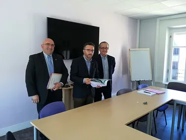 La garde à vue de Nicolas Sarkozy fait réagir Yves Nicolin