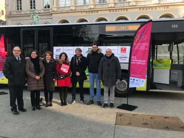 Saint-Étienne : montez à bord du bus de l'emploi !