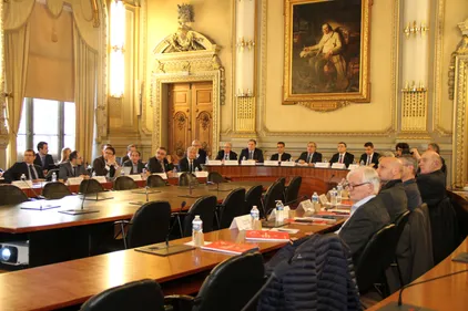 A45 : élus et acteurs du monde économique se sont réunis pour la...