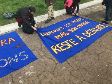 Saint-Etienne : rassemblement de soutien aux ZADistes de...