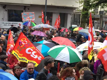 1er mai dans la Loire : entre 2.000 et 3.000 personnes ont défilé...