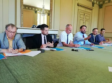 150 migrants de Boën-sur-Lignon vont être accueillis dans les...