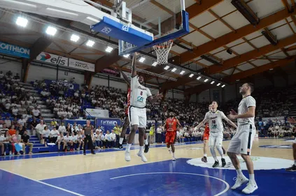 Basket : la Chorale impériale !
