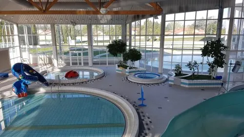 Nautiform à Andrézieux : la piscine fermée l'après-midi pour...