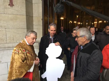Des victimes du père Peyrard ont pris la parole à la cathédrale de...