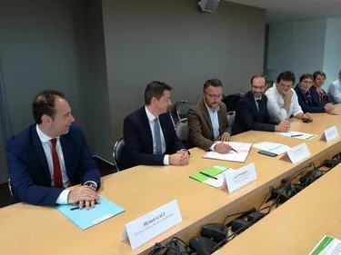 Dossier de la rédac : Les hôpitaux de Saint-Etienne et Roanne...