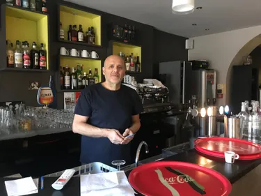 Manifestation à Saint-Etienne : plusieurs commerces du centre-ville...