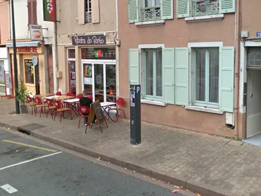 Trois gilets jaunes interpellés à Roanne après avoir vandalisé 32...