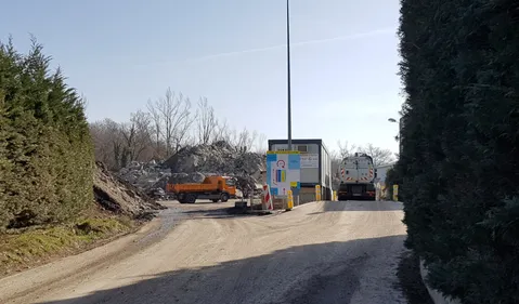 Saint-Etienne : plusieurs riverains se plaignent de leur entreprise...