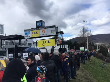 Cyclisme : l'arrivée de la 4ème étape de Paris-Nice à Pélussin