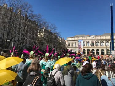 Saint-Etienne : une belle parade design pour donner le coup d'envoi...