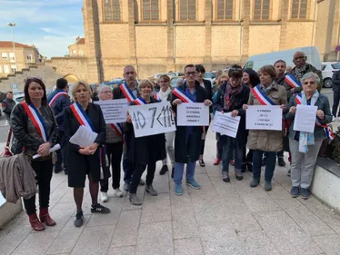 Firminy : le conseil municipal boycotté lundi soir par 17 élus est...