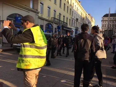 Acte 21 des Gilets Jaunes : 360 personnes réunies dans la Loire