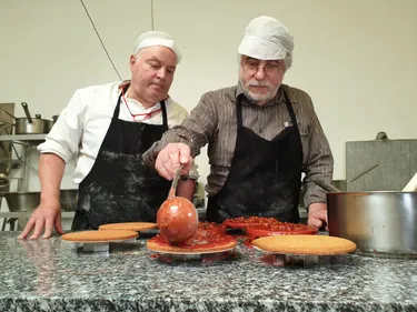 Artisan d'un jour : Christian Chavassieux à la Maison de la Praline...