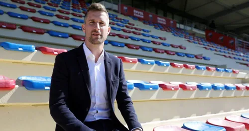 Emmanuel Macron invité au match caritatif organisé par l'ABFC le 11...