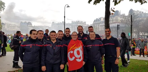 Retraites, manque d'effectif, pénibilité : les pompiers de la Loire...