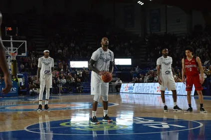 Basket : la Chorale glacée au buzzer