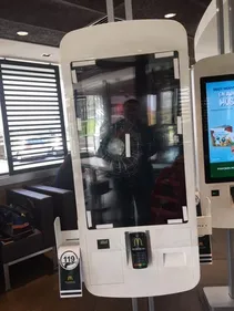 Casseurs du Macdonald de Saint-Priest-en-Jarez : 3 et 18 mois de...