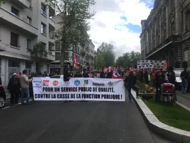 Écoles : 80% d'Instits grévistes et une centaine d'écoles fermées...