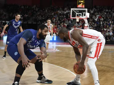 Basket : la Chorale courageuse mais dominée à Bourg-en-Bresse