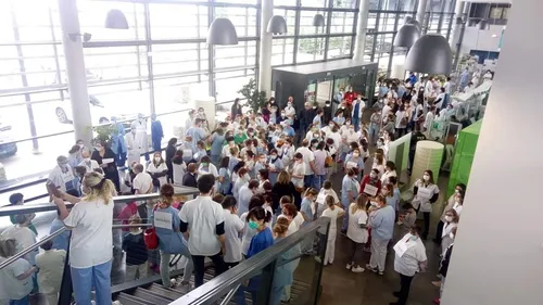 CHU de Saint-Etienne : les soignants dénoncent une restructuration...