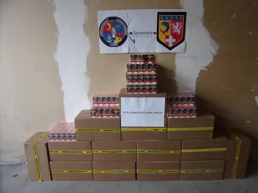 Contrebande de cigarettes : les gendarmes de Montbrison mettent la...