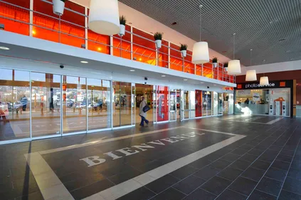 Saint-Etienne : le centre commercial de Monthieu évacué dimanche matin