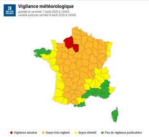 La Loire en vigilance orange canicule, un numéro vert réactivé,...