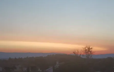 Des traces des incendies de Californie visibles dans le ciel ligérien