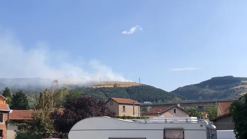 Incendie à Rochetaillée, d'importantes fumées
