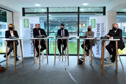 Saint-Etienne va-t-elle accueillir des matchs de foot pour les JO...