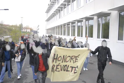 Grève au lycée Honoré d'Urfé, les élèves demandent un nouveau...